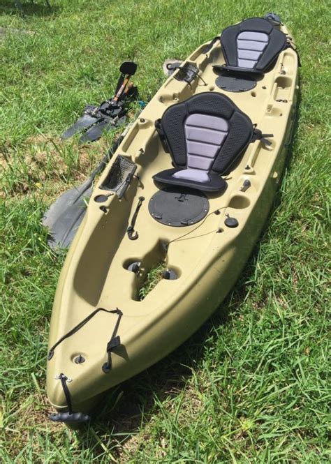 <strong>Hobie</strong> Outfitter Tandem Pedal <strong>Kayak</strong> in good condition with brand new sail kit worth over $600 never <strong>used</strong> and stil in box including furler kit. . Used hobie kayaks for sale